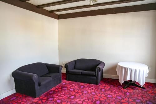 Masonic Hotel4