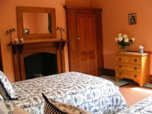 Twin Room with Shared Bathroom