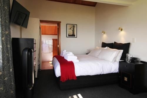 เท ปูรู บีช ลอดจ์ (Te Puru Beach Lodge)1