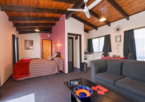 Grange Motel2