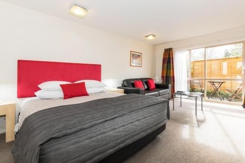 Tussock Peak Motor Lodge3