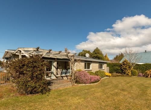 Kepler Retreat - Te Anau Holiday Home1