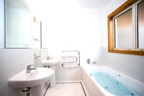 Studio with Spa Bath - Lilac Studio