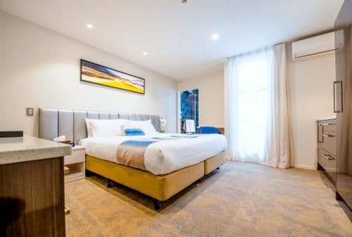 Deluxe King Room with Balcony