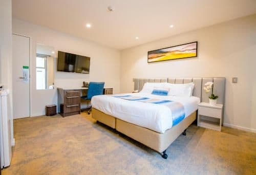 Deluxe King Room with Balcony
