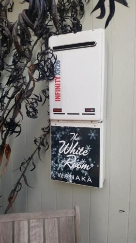 The White Room3