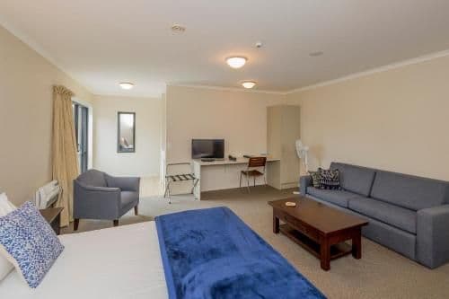 Superior Studio with Spa Bath
