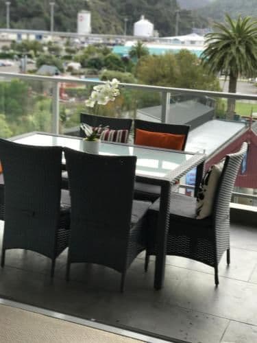 Quay Luxury Waterfront Three-Bedroom Apartment