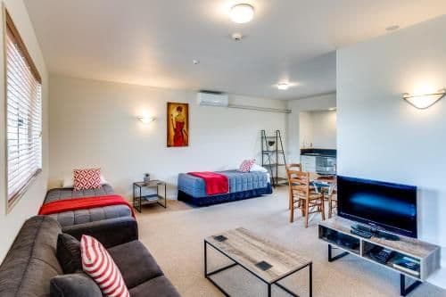 Two-Bedroom Apartment 5 with Spa Bath