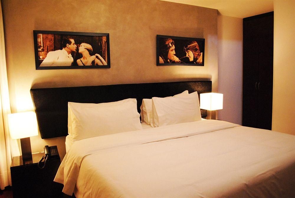 Charlotte Plaza 261