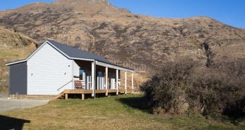 Cottage with Mountain View