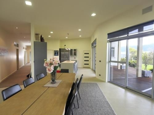 Luxury on Howden - Te Anau Holiday Home0