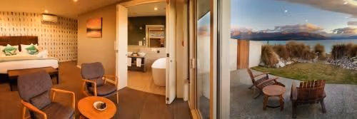 Deluxe King Suite with Courtyard and Lake View