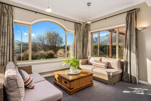 Paeroa View0