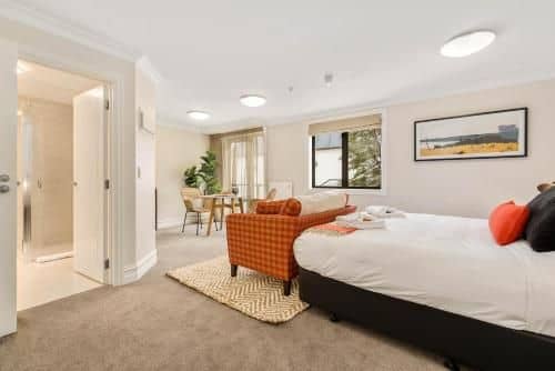 Central Luxury at 407 The Beacon Studio Central Luxury at 407 The Beacon Studio