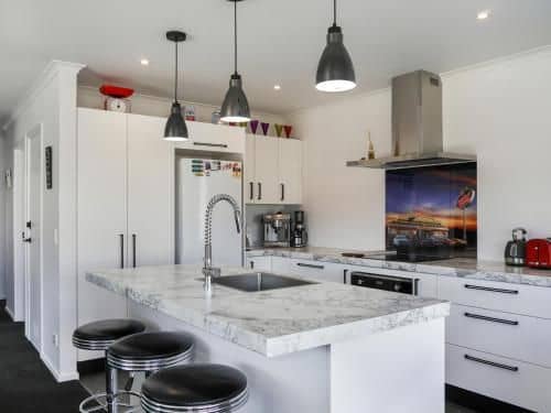 Modern, Functional and Central Modern, Functional and Central