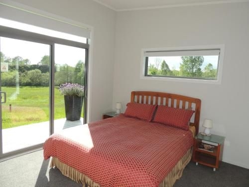 Essene Country Lodge3