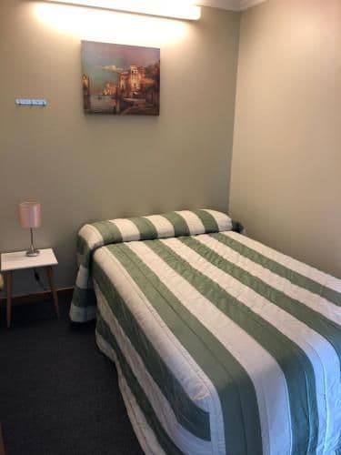 Two-Bedroom Apartment with Spa Bath