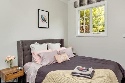Deloraine Cottage - luxury accommodation near Abbey Caves