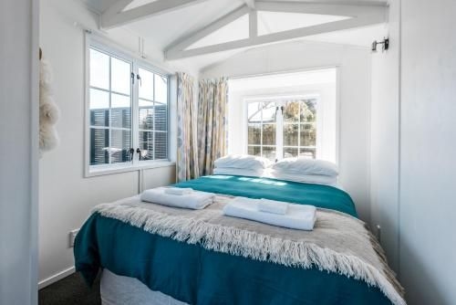 Pohutukawa Cottage, Waiheke Island4