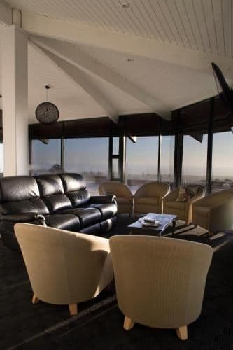 Three-Bedroom Cottage - RataView