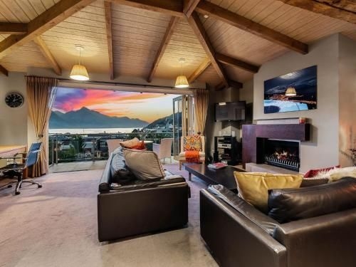 Chambers City Centre Penthouse1