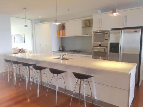 Apartment with Lake View