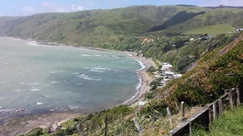 Kapiti Waves B&B0