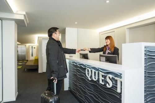 เควส เพโทน (Quest Petone)2