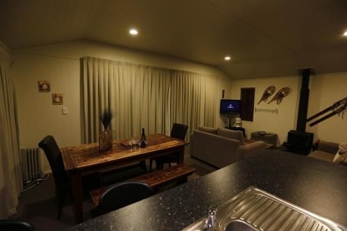 Rocky Mountain Chalets Ohakune4