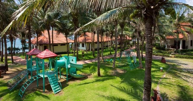 BUNGALOW BEACH FRONT