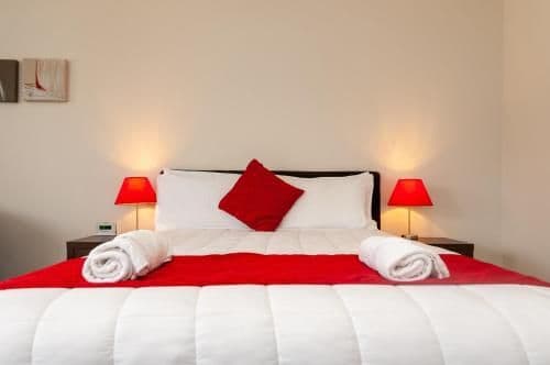 One-Bedroom Apartment with Spa Bath
