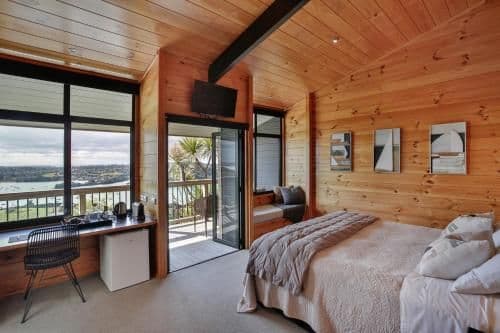 Deluxe Room with Sea View