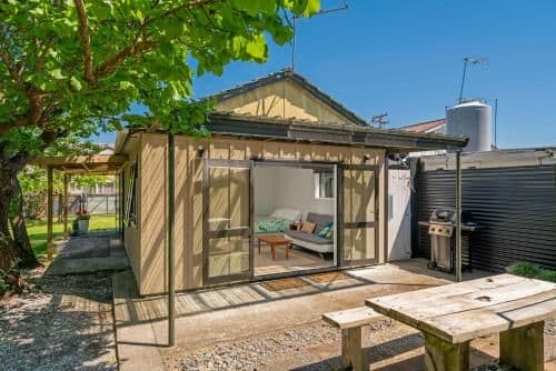 Apartment with Garden View