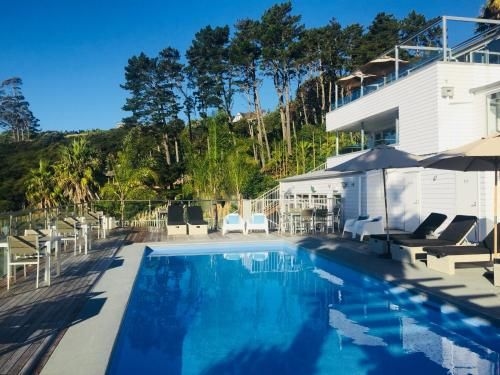 Waiheke Island Resort Conference & Accomodation Centre0