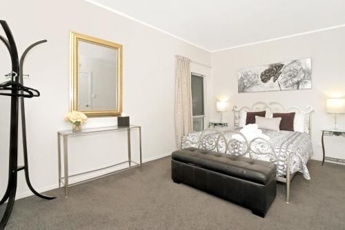 Coromandel Apartments0