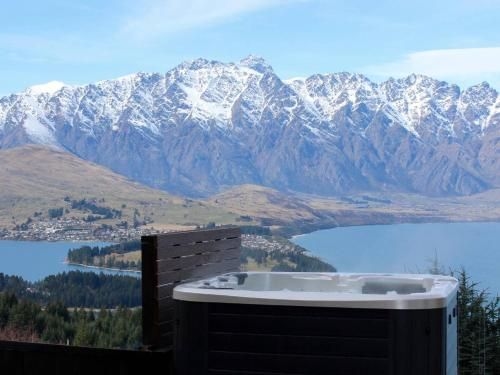Vanda Heights - Queenstown Luxury Accommodation0