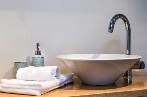 One-Bedroom Cottage - Continental breakfast provisions provided
