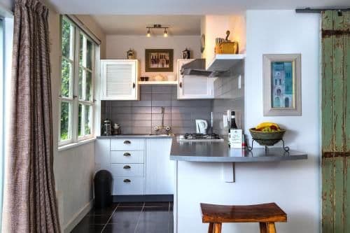One-Bedroom Cottage - Continental breakfast provisions provided