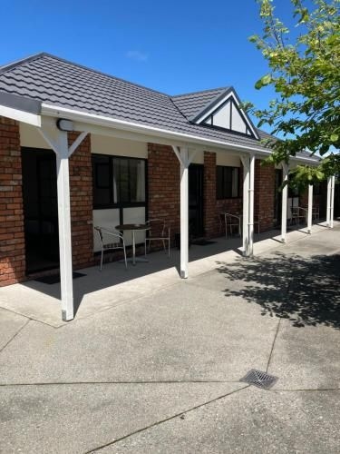 Heritage Highway Motel0
