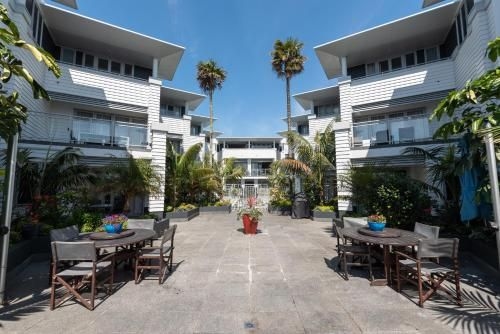 The Waterfront Beauty - Paihia Holiday Apartment1