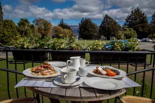 Te Anau Lakefront B&B0