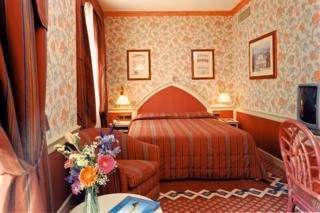 Regency Milan4