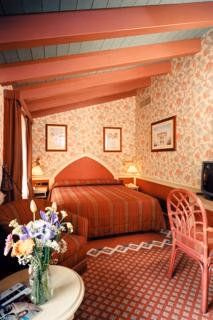 Regency Milan3