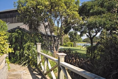 Pawhaoa Bay Villas2