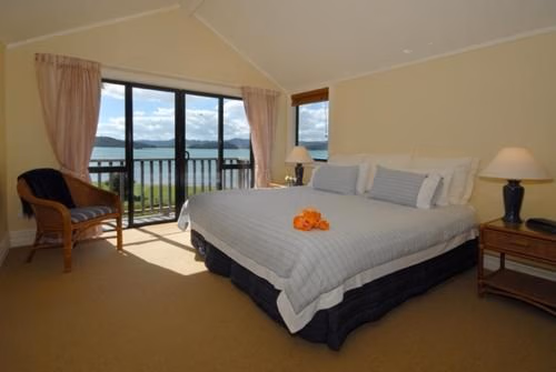 Pawhaoa Bay Villas1