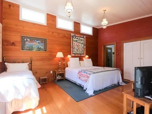 Garden Suite with Spa Bath
