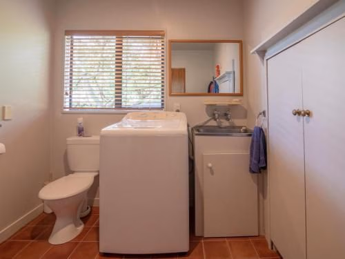 Le Bach - Akaroa Holiday Home1