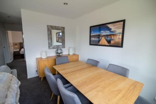 Deluxe Two-Bedroom Apartment