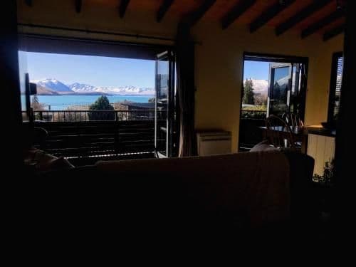 Apartment with Lake View
